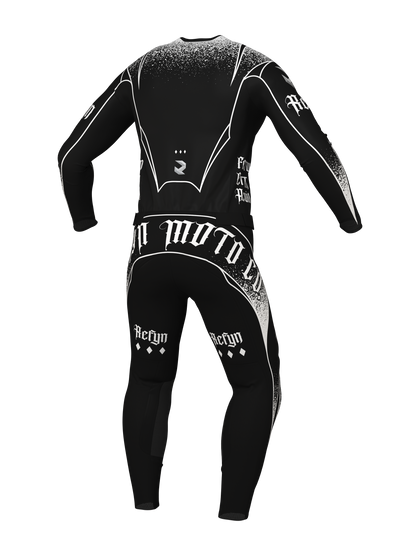 REIGN 02 - Black
