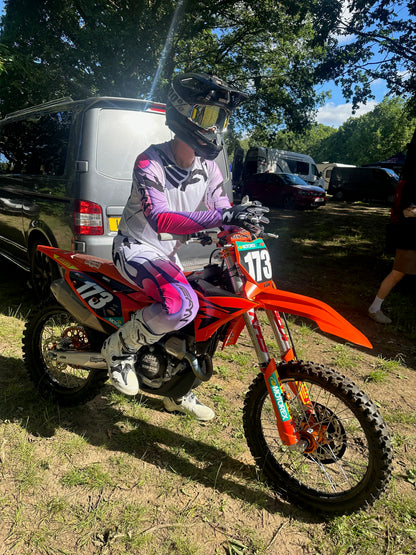 2025 YOUTH R1 VOLTZ